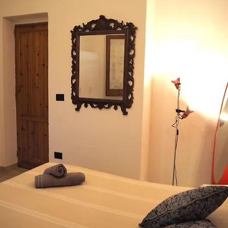 Chicca * فونتاني بيانكي