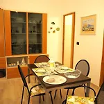 Apartment Chicca *