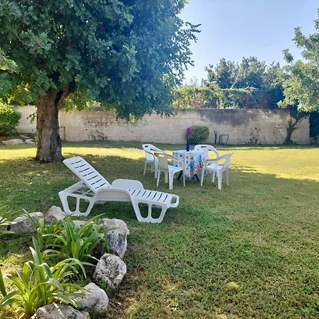 アパート Chicca フォンターネ・ビアンケ